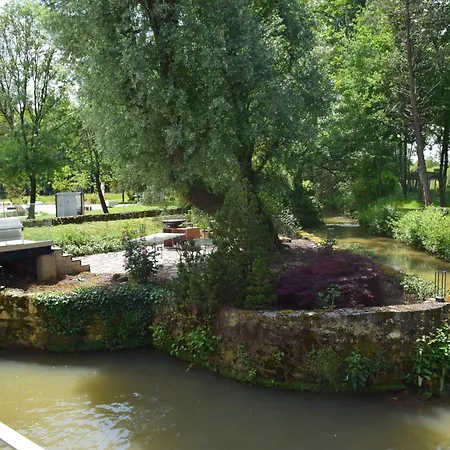 Moulin De Lamothe Δωμάτια σε οικογενειακή κατοικία Monflanquin